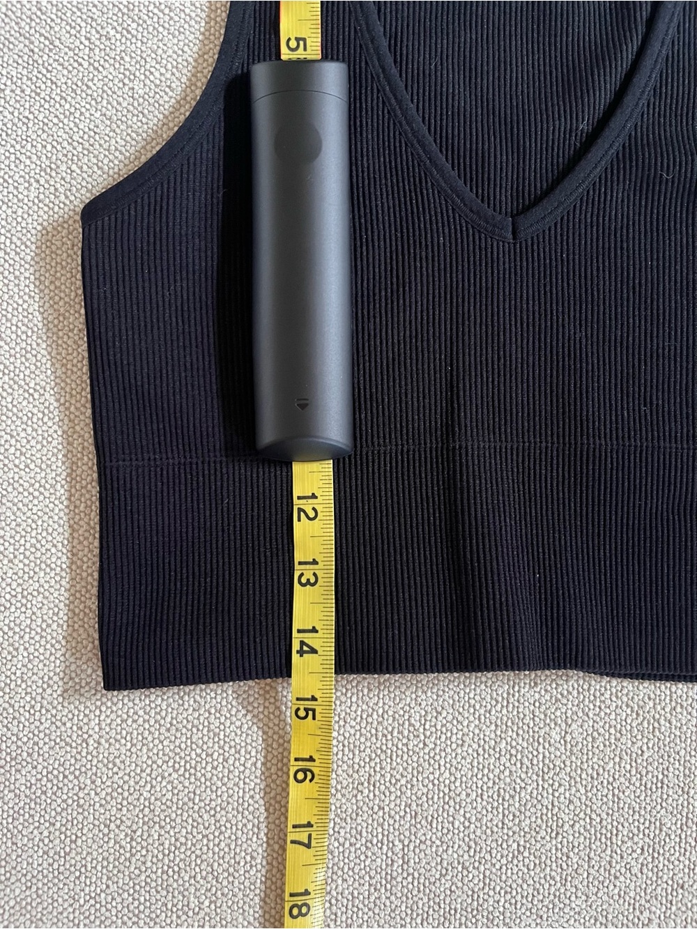 Black Ribbed V-Neck Cropped Sports Bra Size Small. Brami. - Picture 6 of 11
